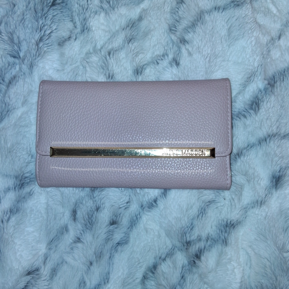 Steve Madden Pink and Gold Wallet Sleek Design